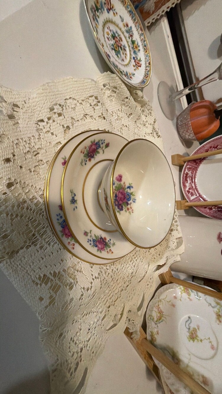 144 Lenox tea cup and saucer